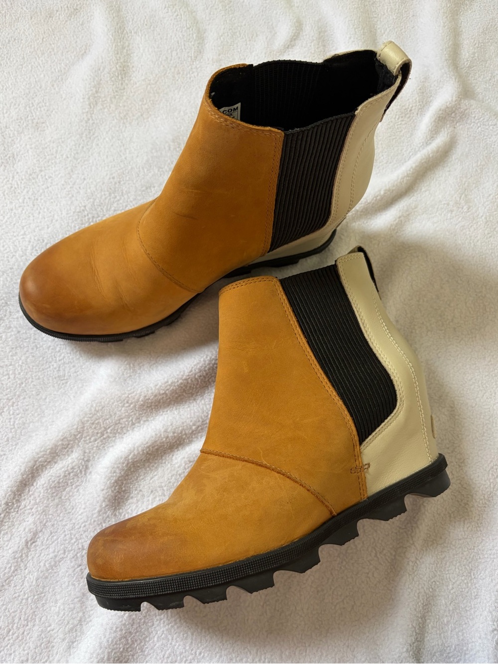 Sorel Joan of Arctic Wedge ll Chelsea Camel Brown